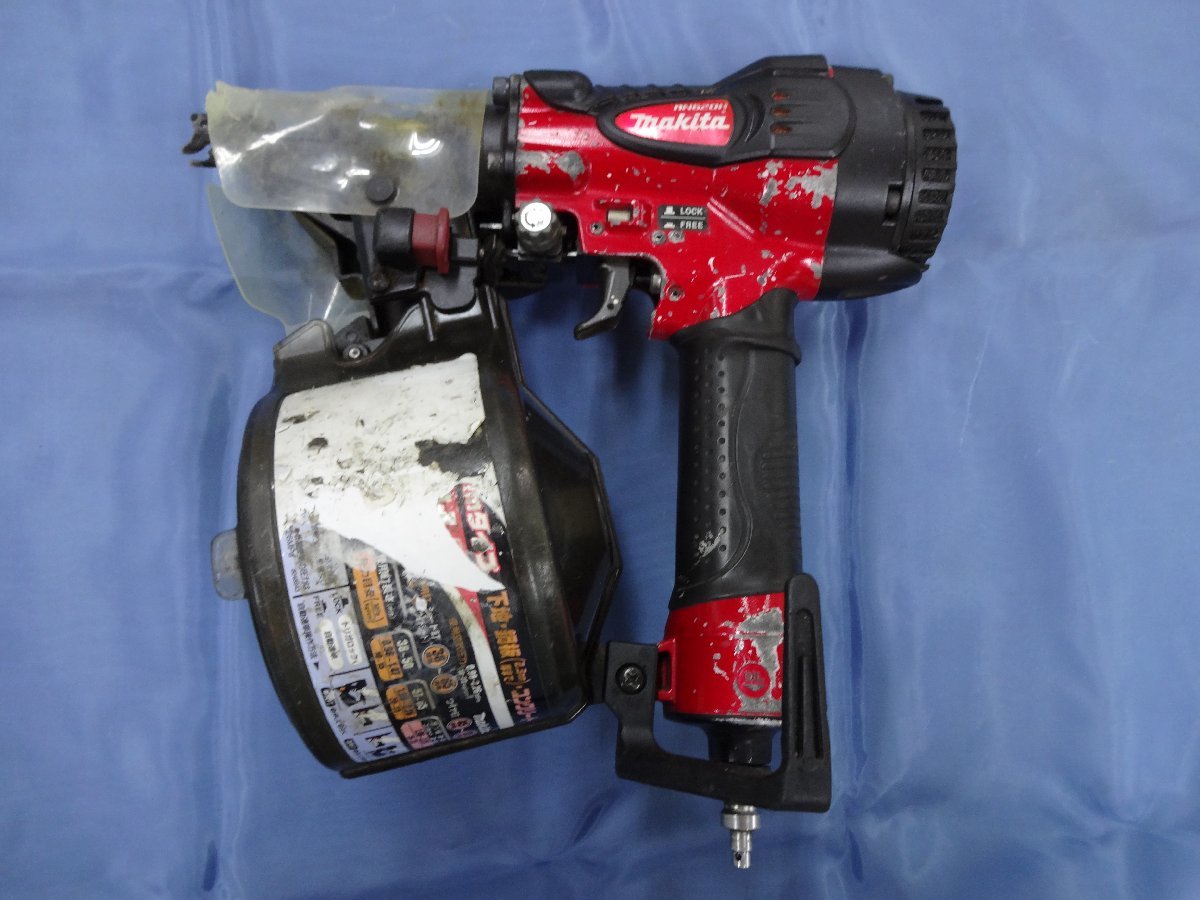  現状品 高圧釘打ち機 マキタ Makita AN620H(エア釘打機)｜売買されたオークション情報、yahooの商品情報をアーカイブ公開 - オークファン エア釘打機