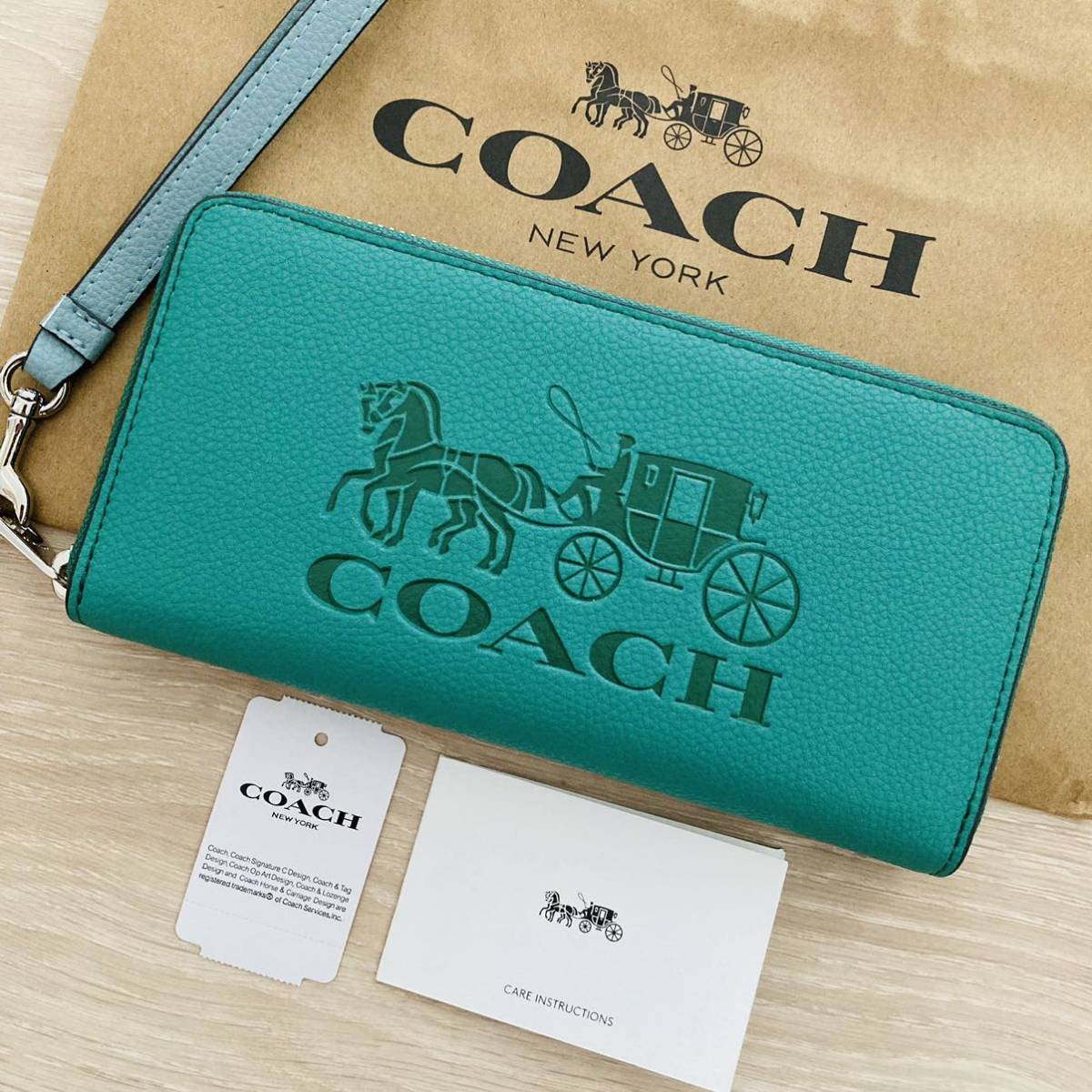 新品 COACH シグネチャー 長財布 リストレット グリーン COACH シグネチャー 長財布 みどり リストレット カテゴリ 【公式通販】