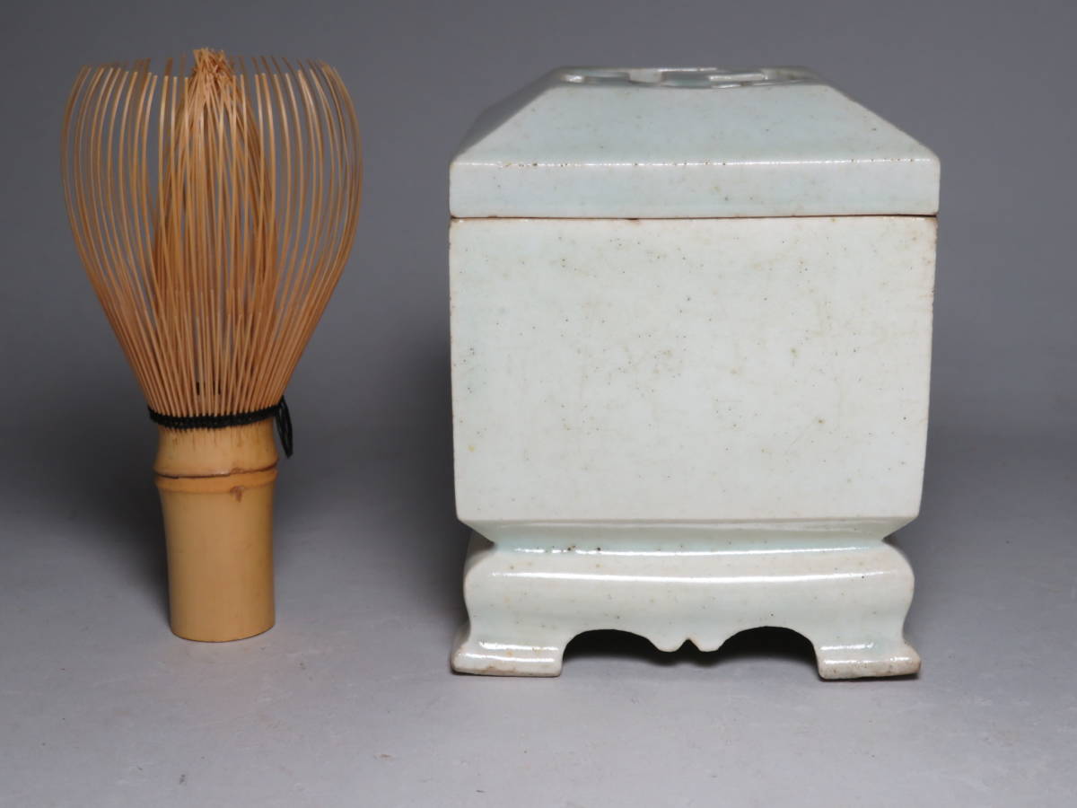 李朝/高麗 特別出品】李朝 希少 卍字白磁香炉 朝鮮古陶磁器/李朝時代 