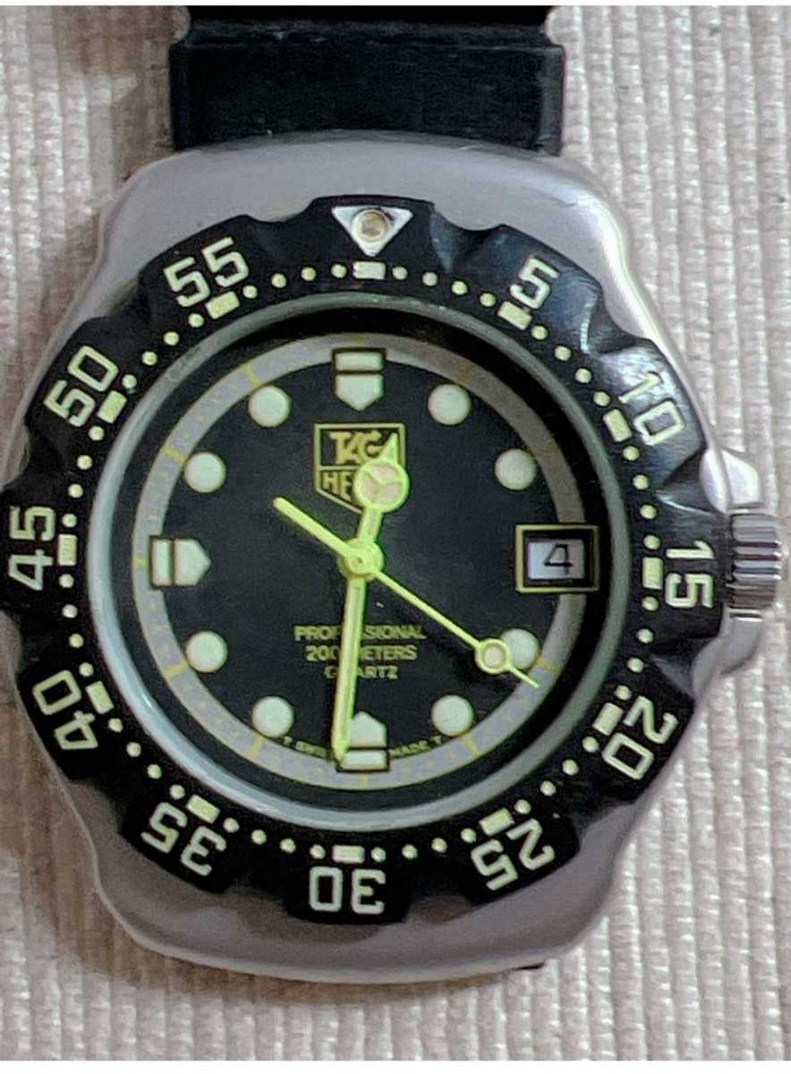 TAG HEUER】タグホイヤー 4000 エクスクルーシブ デイト 695.713KA