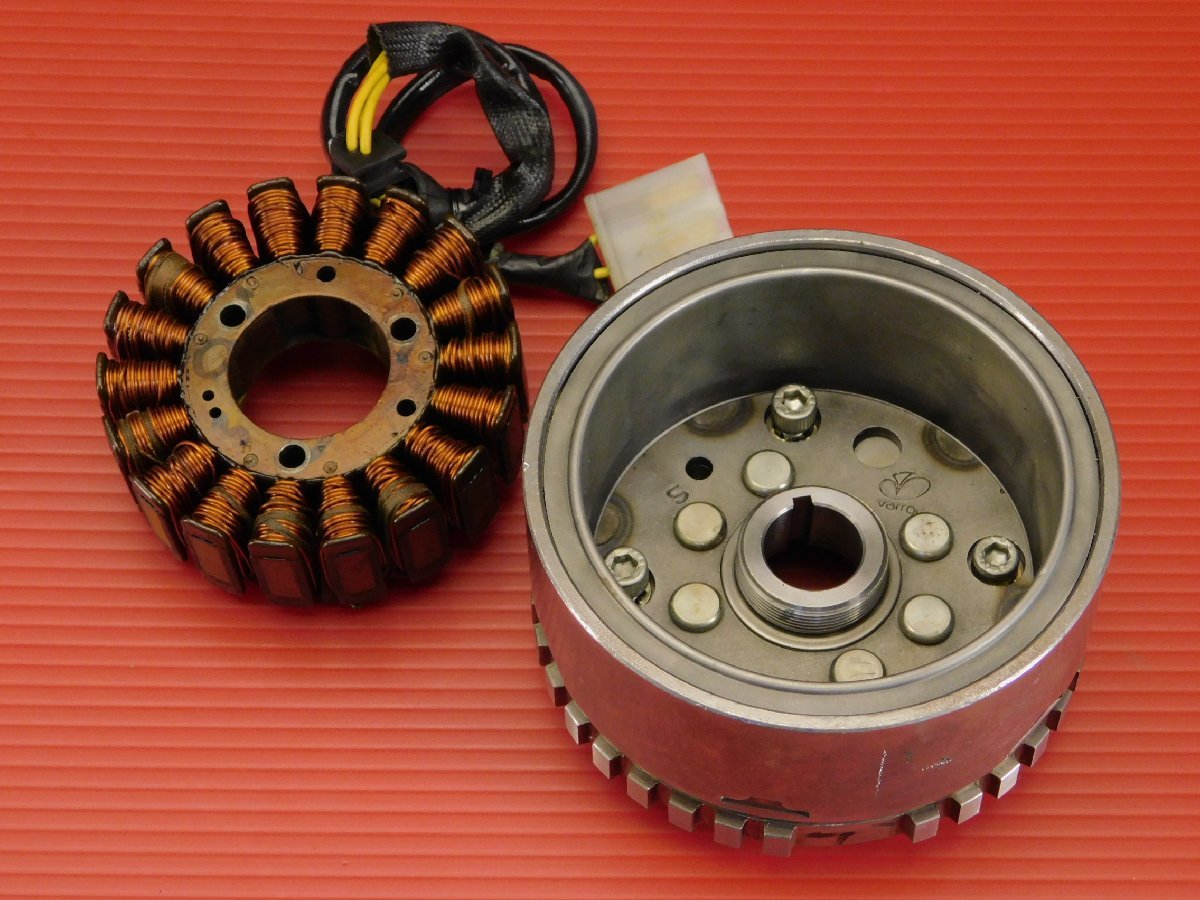 【評価B】送料0円◆ KTM 200 DUKE デューク 純正 varroc ジェネレーター フライホイール ASSY JG351 021