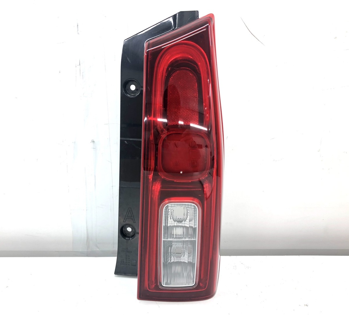 ダイハツ タント LA650S/LA660S 純正 テールランプ 左 LED KOITO220