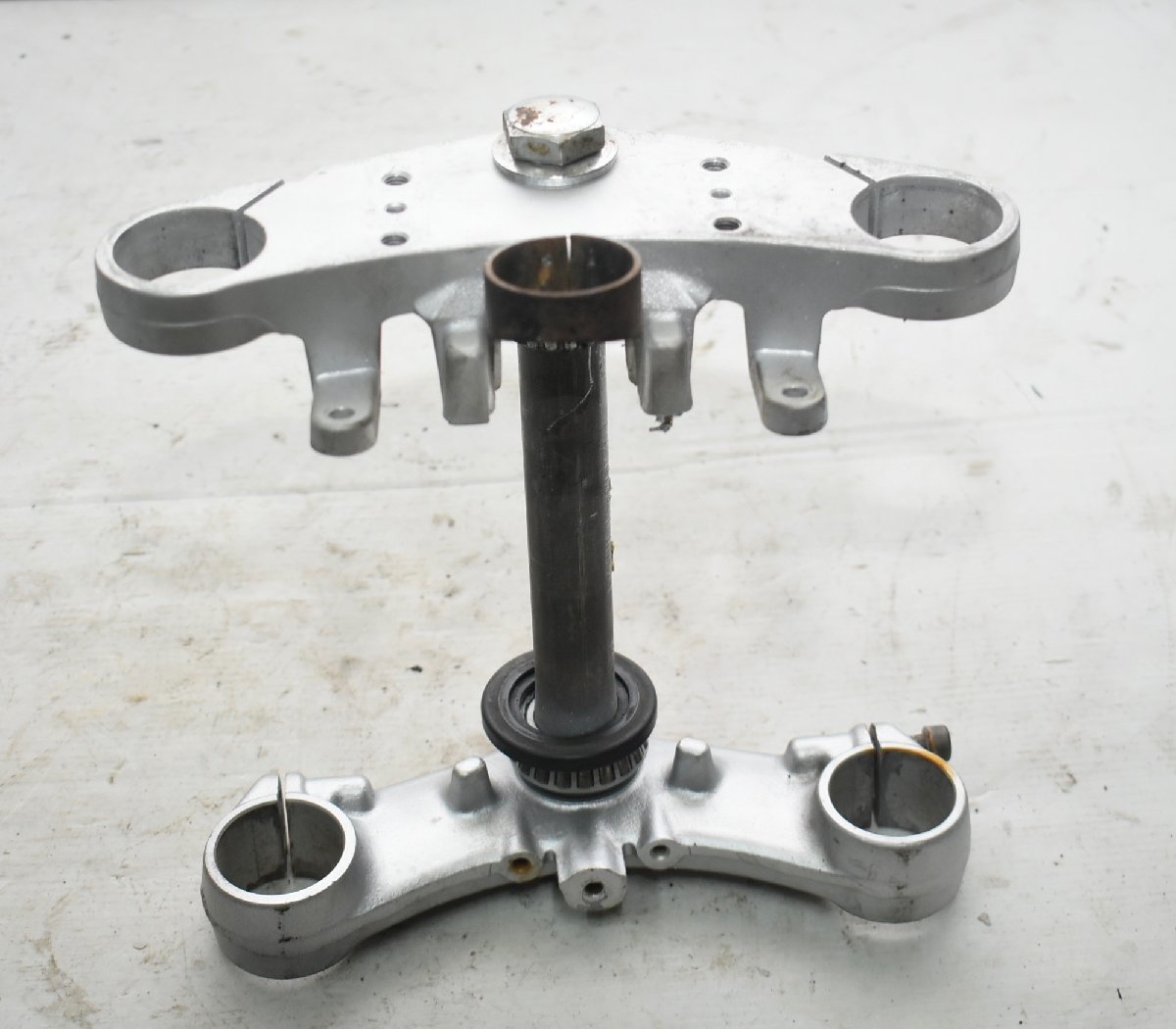 カワサキ ゼファー400 ZR400C トップブリッジ ステアリングステム 三又 