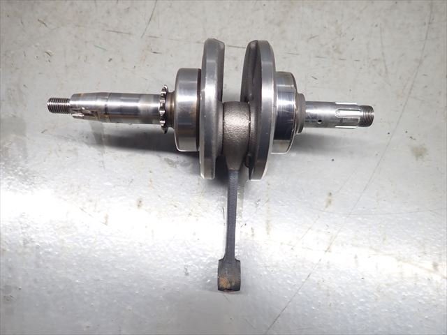 εDE11-8 ホンダ マグナ50 MAGNAFIFTY AC13 AC09E エンジン クランク