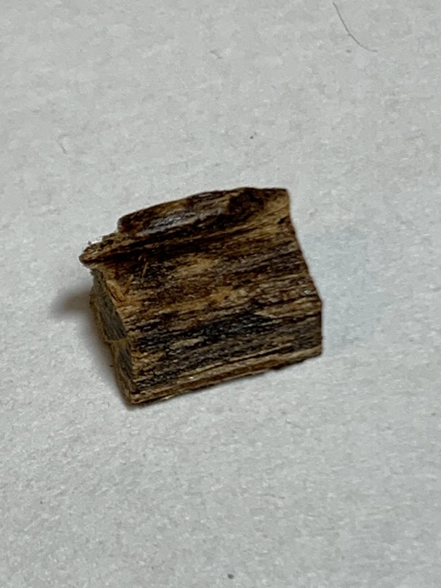 ６１種名香　「法華経」木所：上々伽羅　香木　六国五味　0.16g　＊香道　茶道　お香　お線香　香道具＊