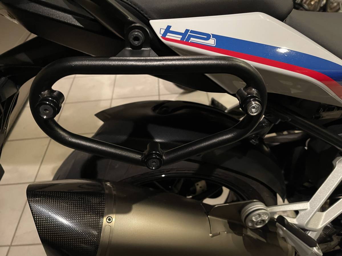 R - SW-MOTECH BMW ⁄ SLCサイドキャリア SLC 0 1 SW side carrier 