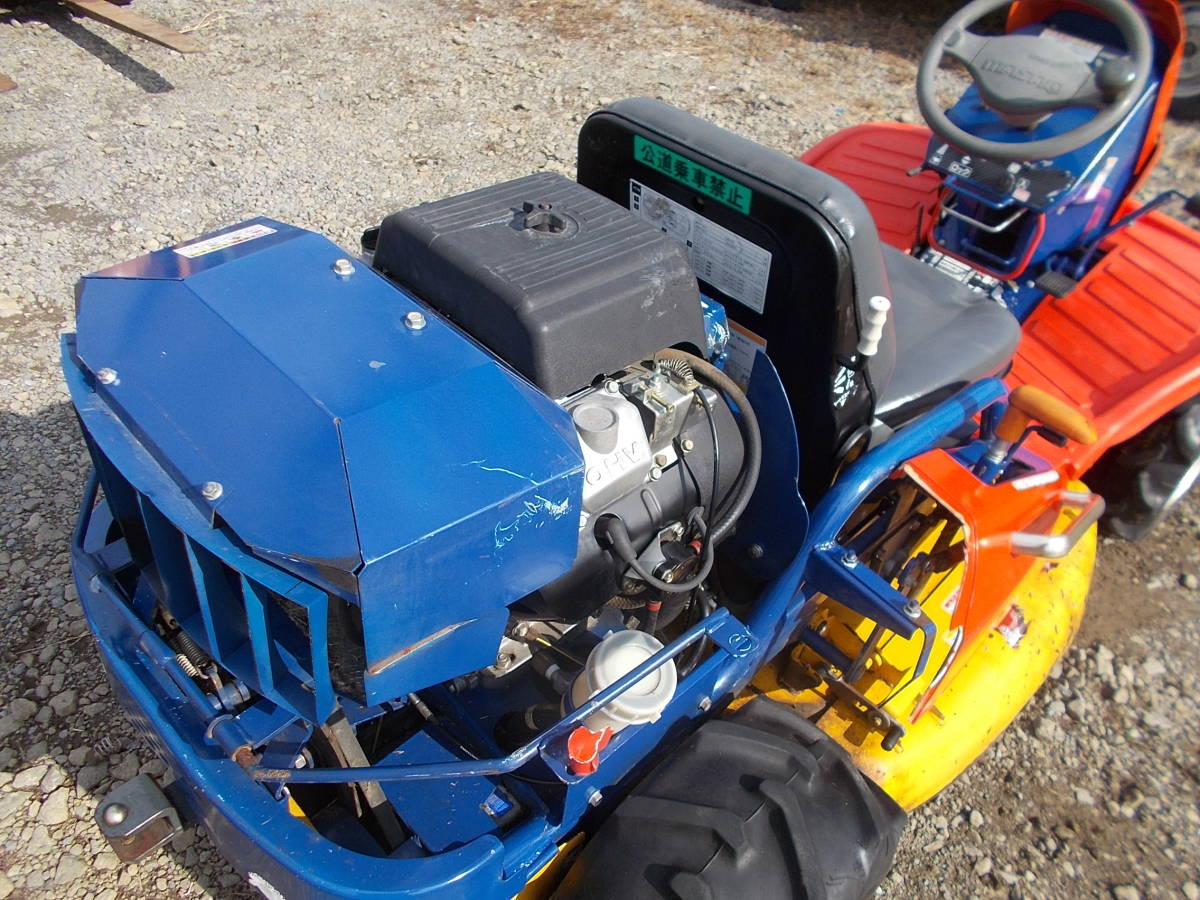 再出品です。2WDです。チクスイ 乗用草刈機 CM225 ロビン22馬力 