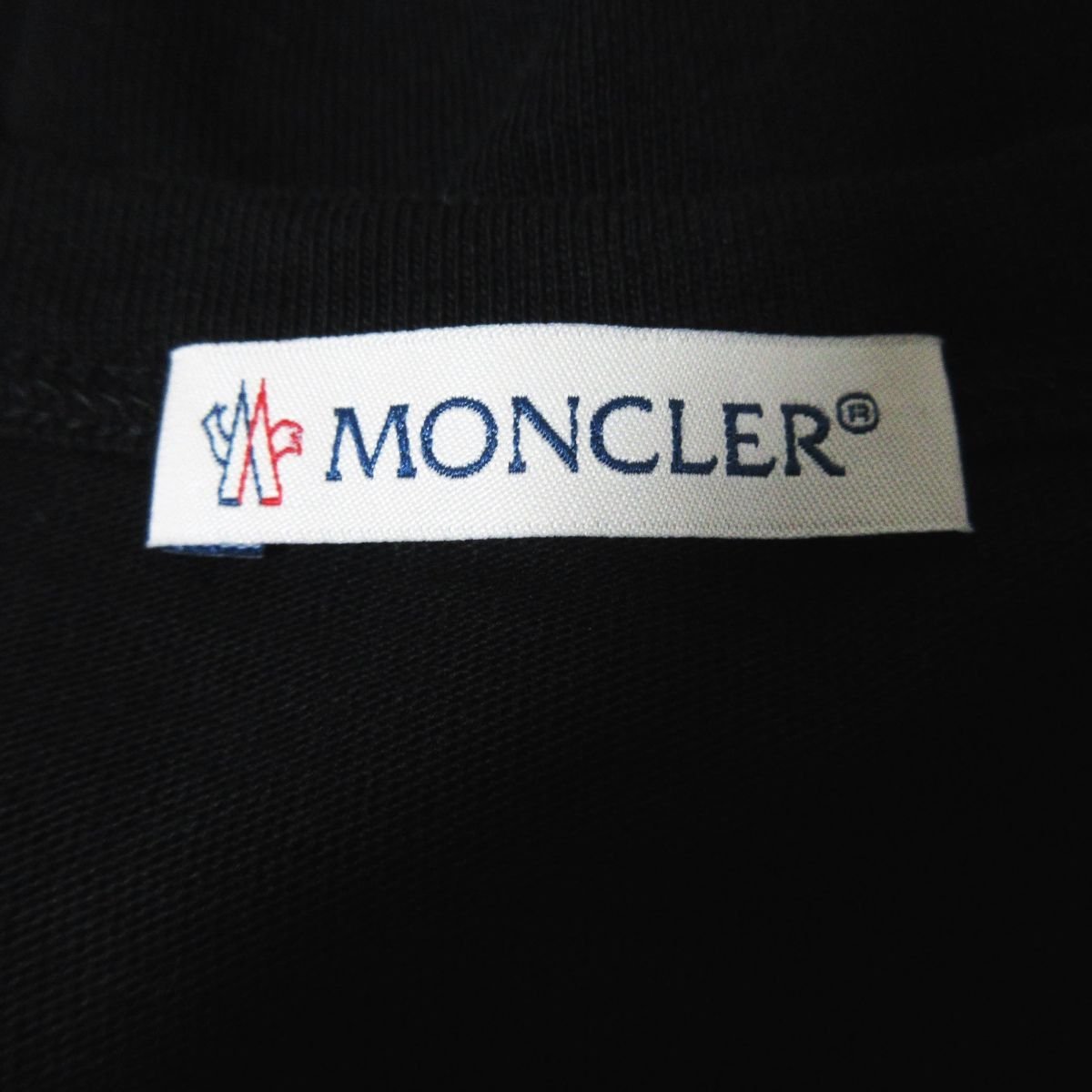 美品 2019年モデル MONCLER モンクレール 半袖 ロゴ プリント ワッペン 