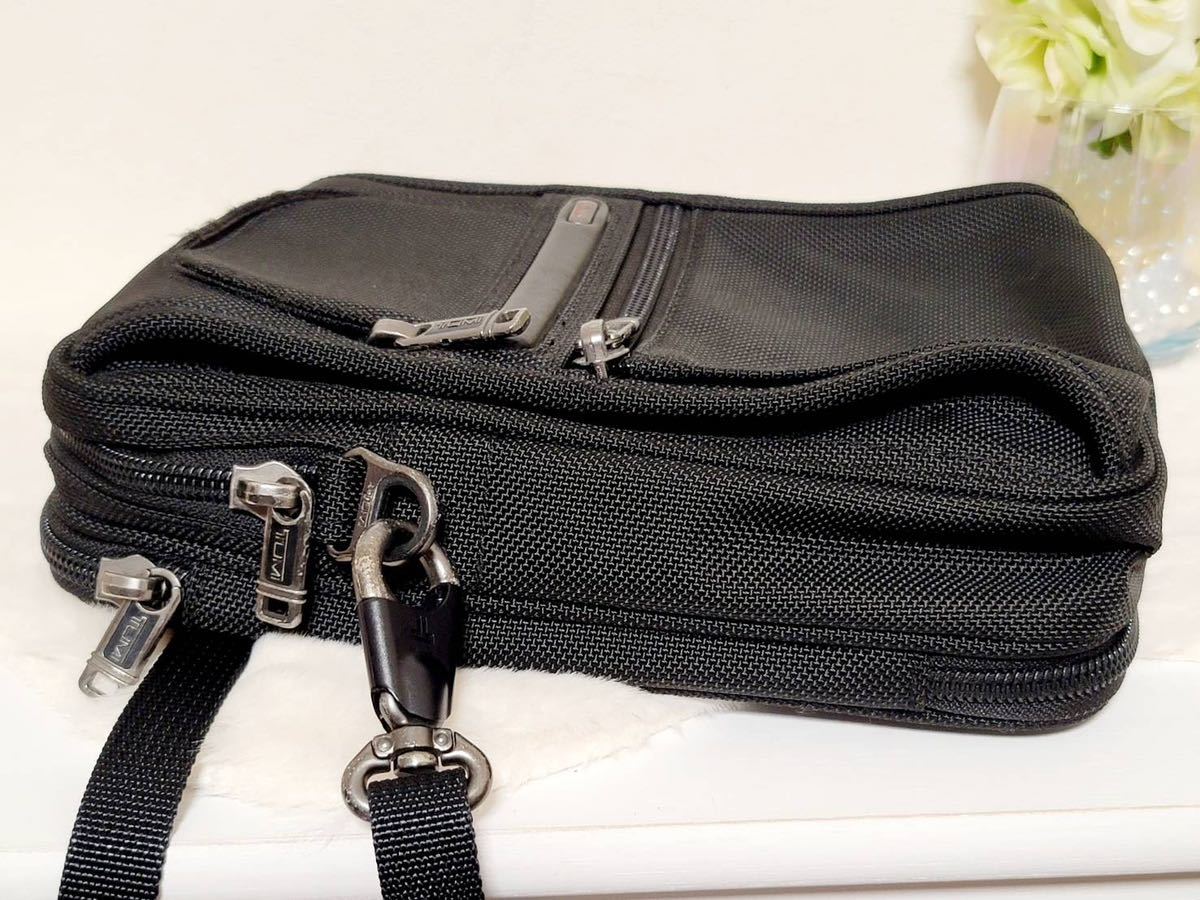 TUMI】トゥミ ショルダーバッグ バリスティックナイロン 斜め掛け 黒