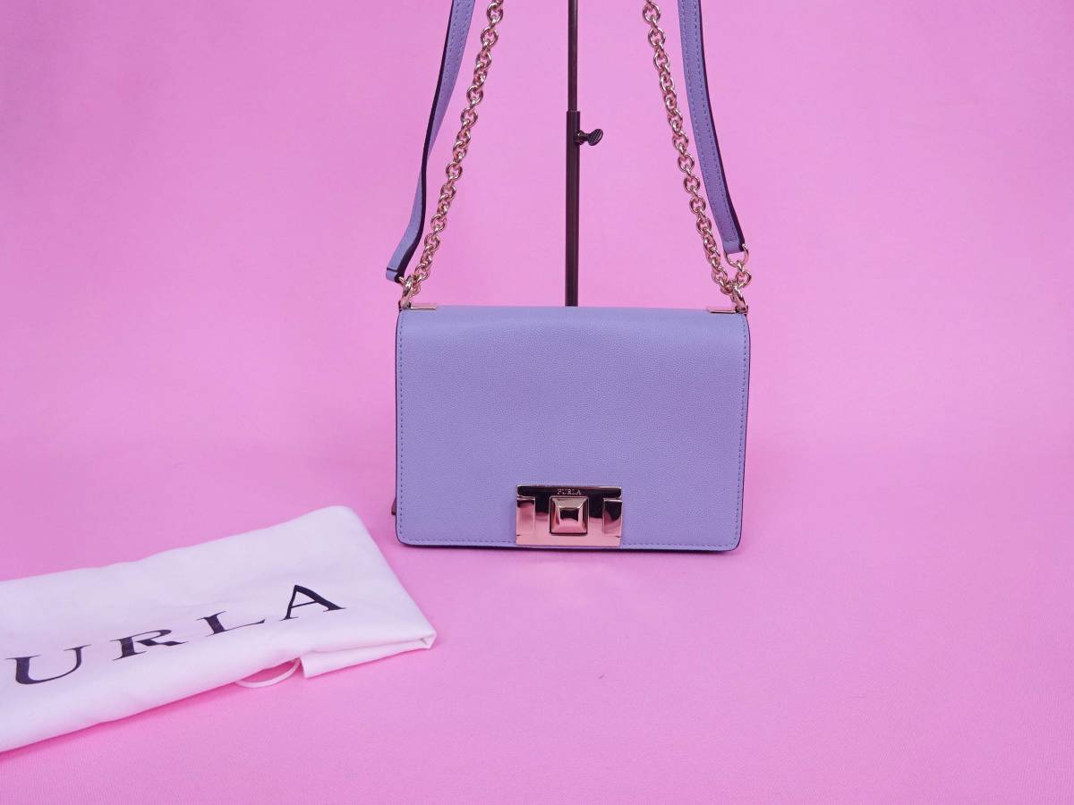 FURLAフルラ チェーンショルダーバッグ ラベンダー系ライトブルー 