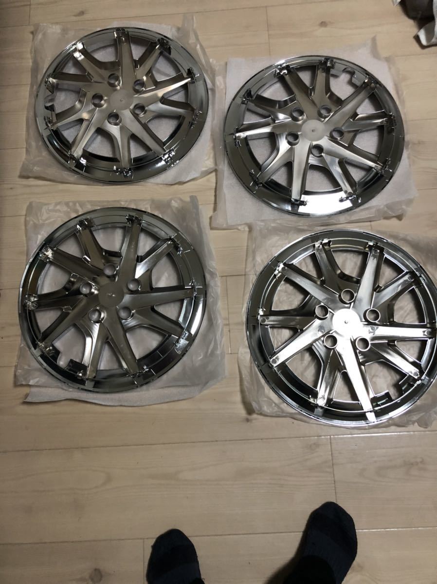 新品未使用 プリウスα プリウスv ホイールキャップ クローム メッキ
