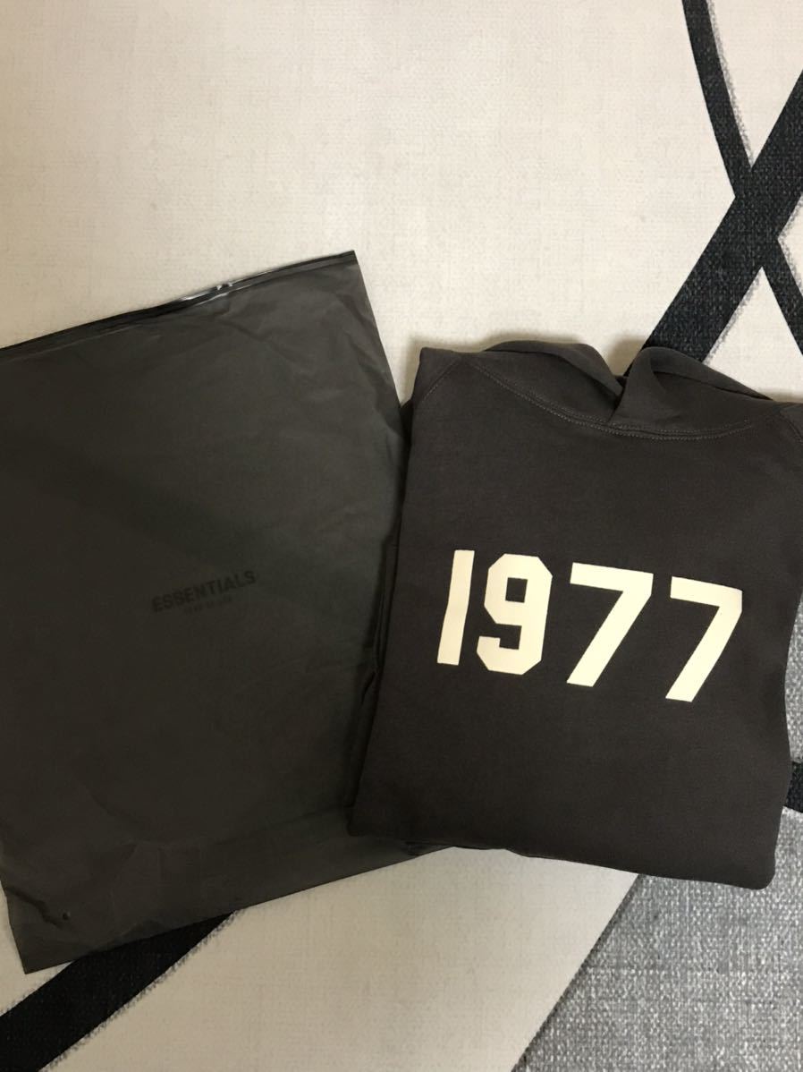 22SS Essentials パーカー 1977 IRON Lサイズ 【公式通販】