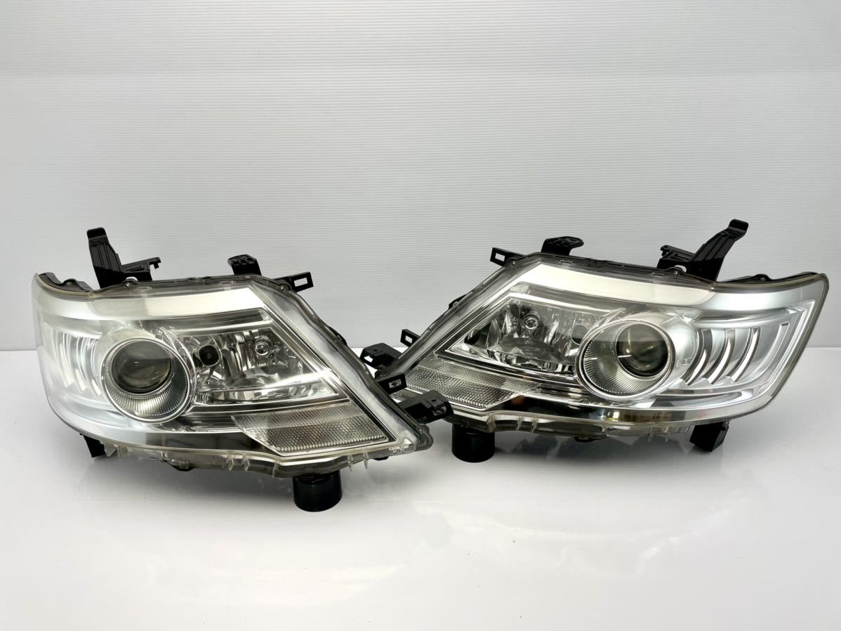 日産 セレナ C25 CC25 ハイウェイスター 後期 ヘッドライト 左右