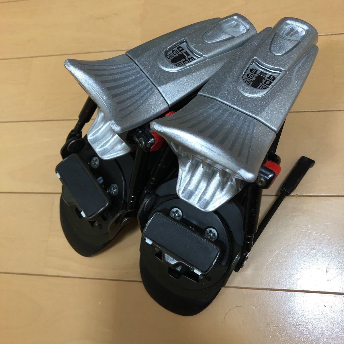 スキー ビンディング 2セット LOOK ターンテーブル pivot12公式