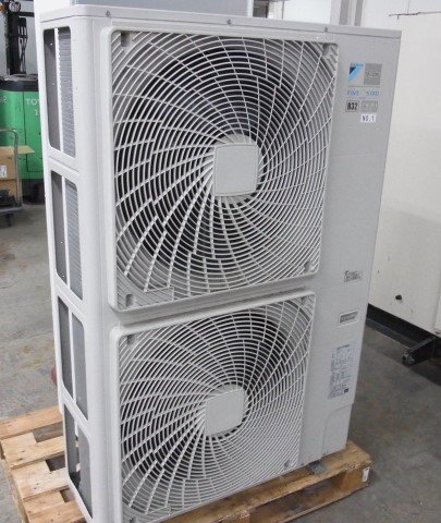 ダイキン 床置型 パッケージエアコン ECOZEAS 室内機FVP112DC 室外機 