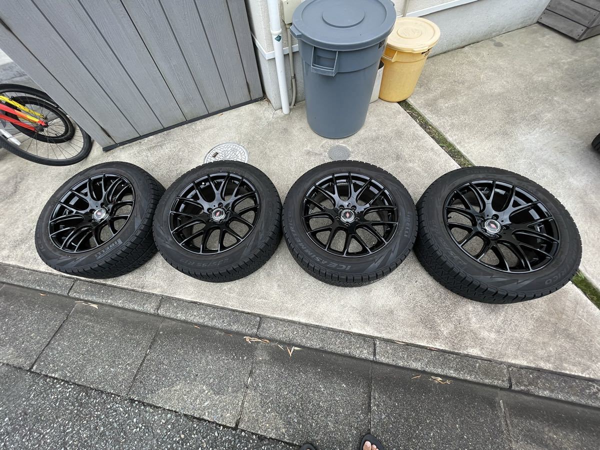 美品】ベンツGLCクーペ、19インチ スタッドレスタイヤ 235/55 R19 