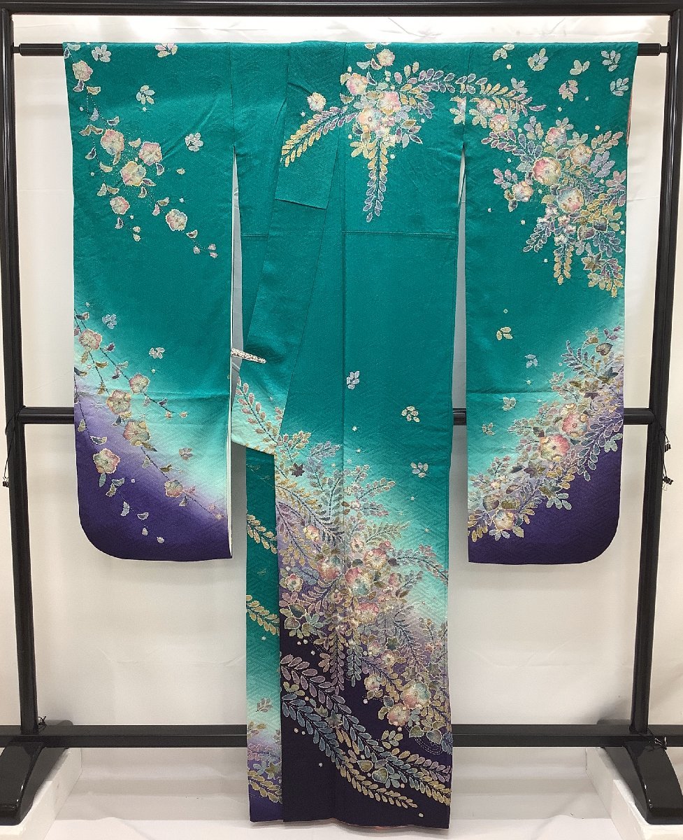 きものcocon★振袖★正絹/緑系/成人式/卒業式/結婚式/身丈170.5/裄69.5【11-16-5K-1089-i】 着物cocon☆振袖☆身丈172 由美&frasl;落款印&frasl;身丈163&frasl;裄70.5&frasl;正絹&frasl;緑系 成人式や結婚 ダイヤガード 金駒刺繍 緑の卒業袴｜成人式の振袖レンタルなら京都きもの友禅