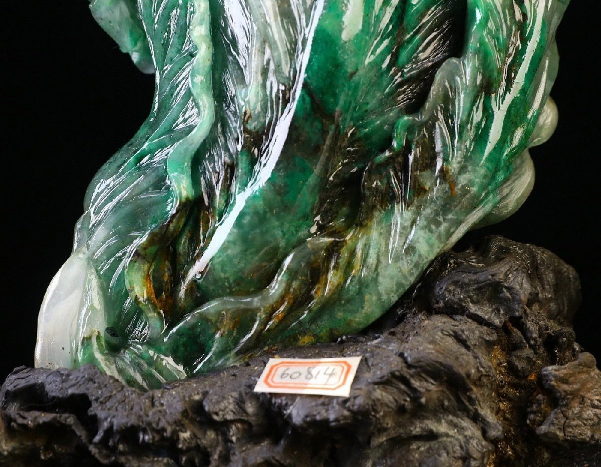 中国岫岩玉 白菜 置物 Jade carving xiuyan,china 中国岫岩玉 白菜