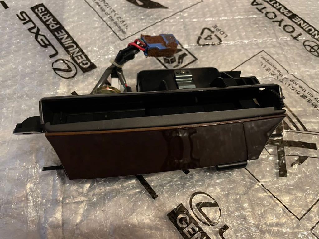 超希少　木目センターコンソール　灰皿　禁煙車jzz30 uzz30 jzz31 uzz31 純正トリム　内装　美品