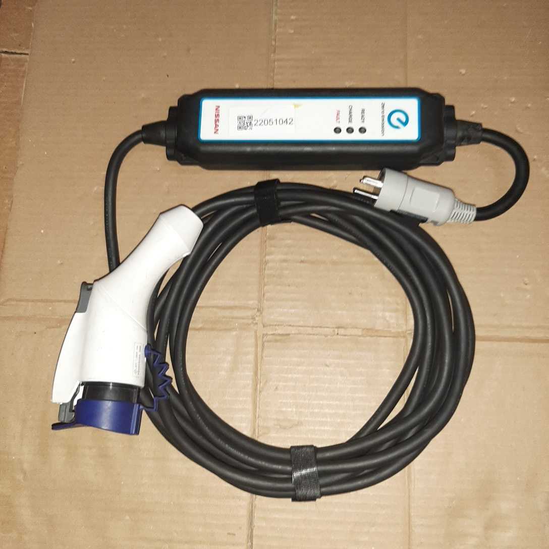 NISSAN EV充電ケーブル 29690 29690 3NK5E