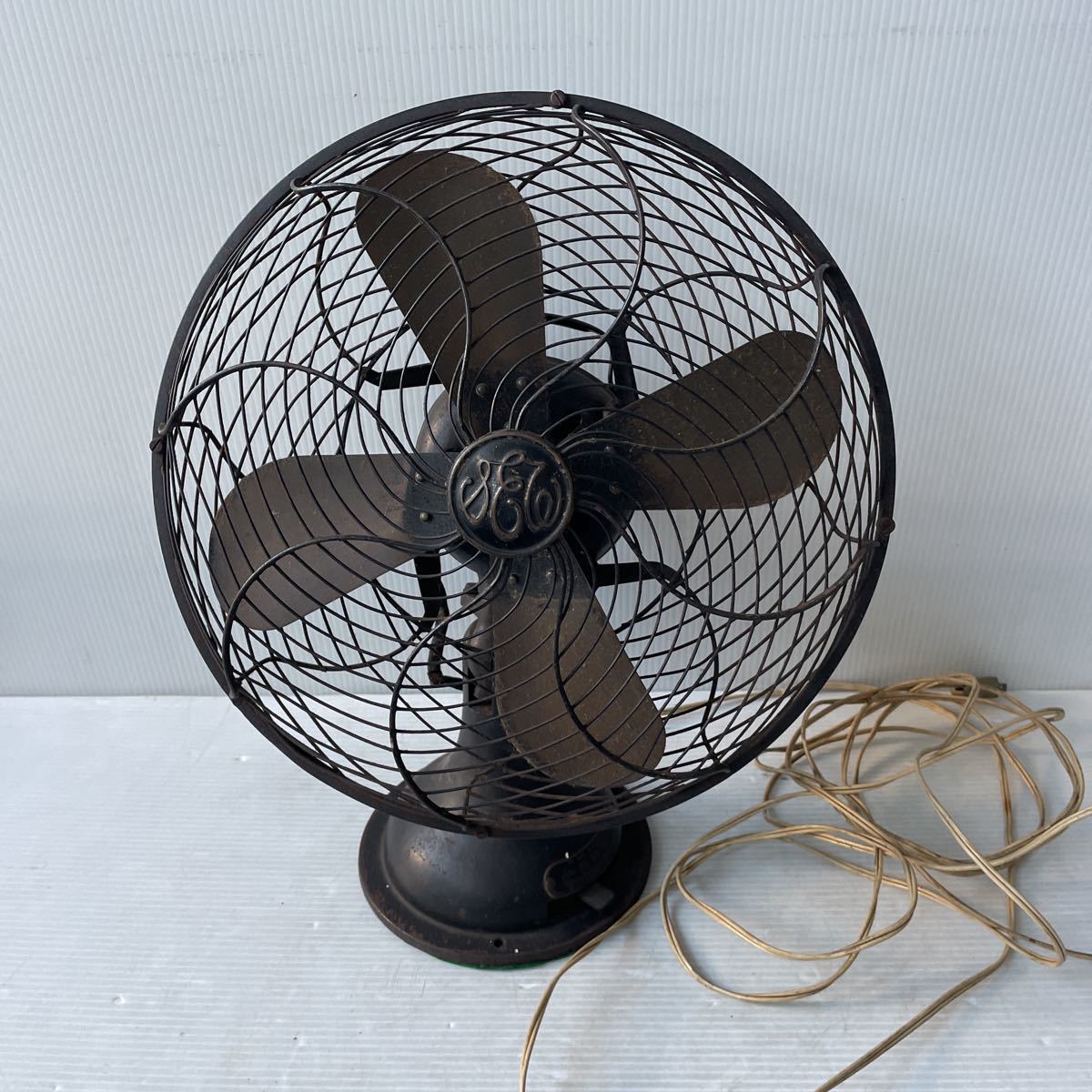 SHIBAURA 芝浦 12Inch A.C. Electric Fan Model 扇風機 アンティーク