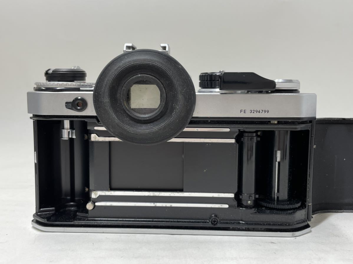 Nikon FE2 ボディ ニコン 一眼レフカメラ 35mm | シルバー FE