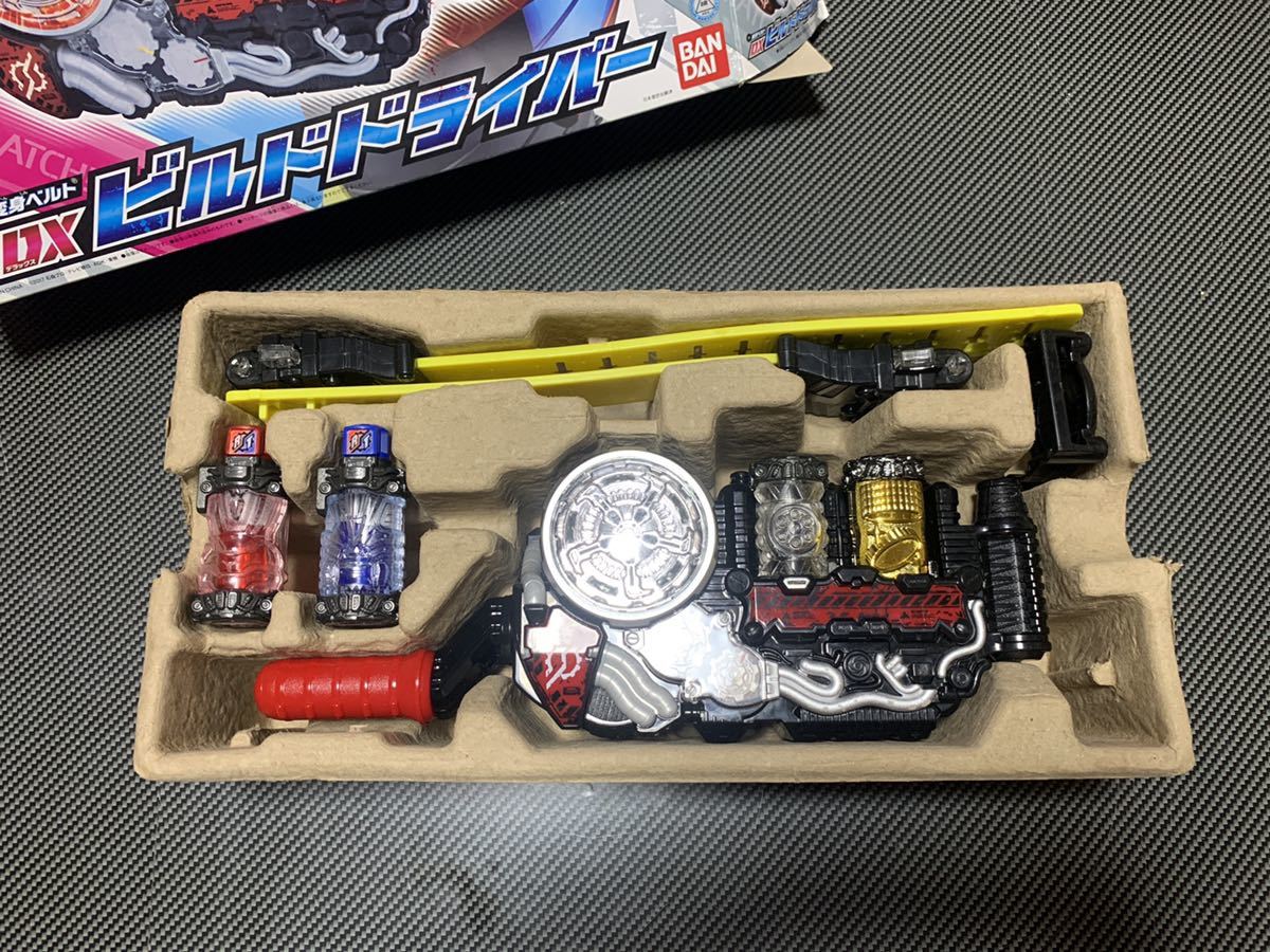 変身ベルト 仮面ライダービルド DXビルドドライバー | DXビルドドライバー変身ベルト 商品情報 仮面ライダーおもちゃ バンダイ SUPER BEST 仮面ライダー 「仮面ライダービルド DX DXビルドドライバー」の入手方法は？ DXビルド 公式通販