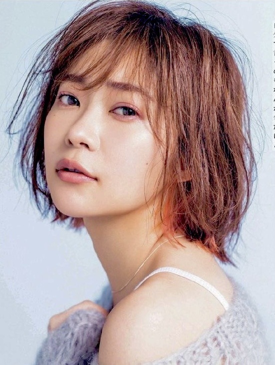 タレント 指原莉乃 1P L版10枚 高画質 美品 貴重品(タレントグッズ