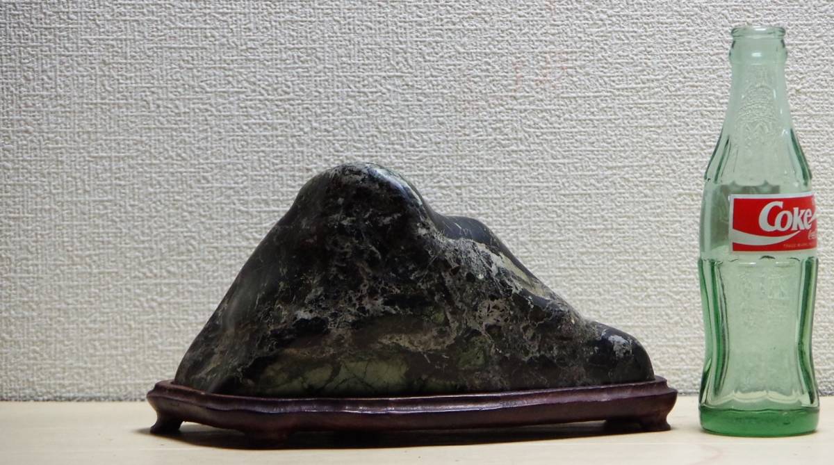鑑賞石 2.9㎏ 山型石 姿石 【送料込】 景石 原石 水石 鉱物 自然石 