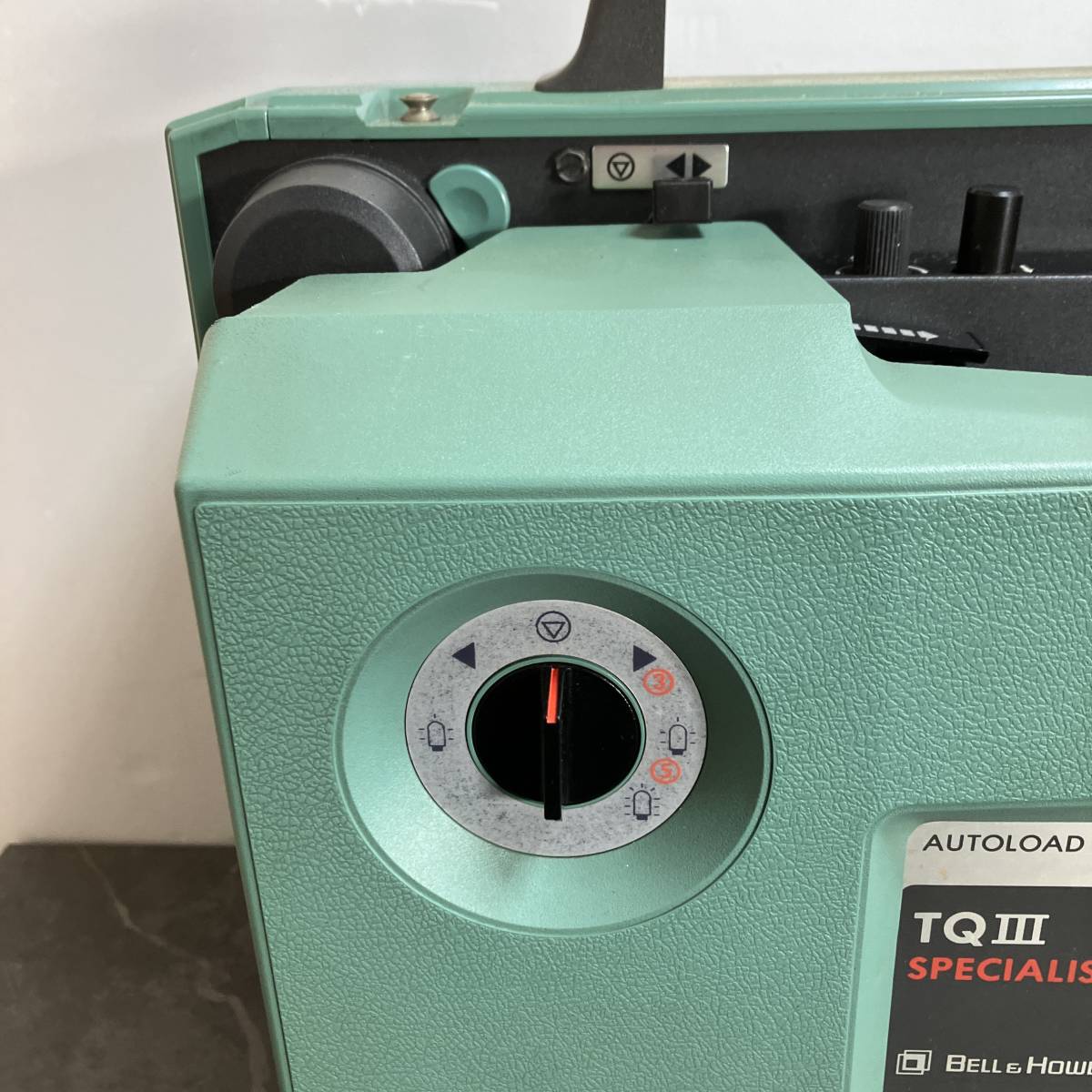 Bell&Howell ベル＆ハウエル 映写機 ☆BELL&HOWELL ベル&ハウエル TQ3 SPECIALIST FILMOSOUND 1694 AJ 16mm