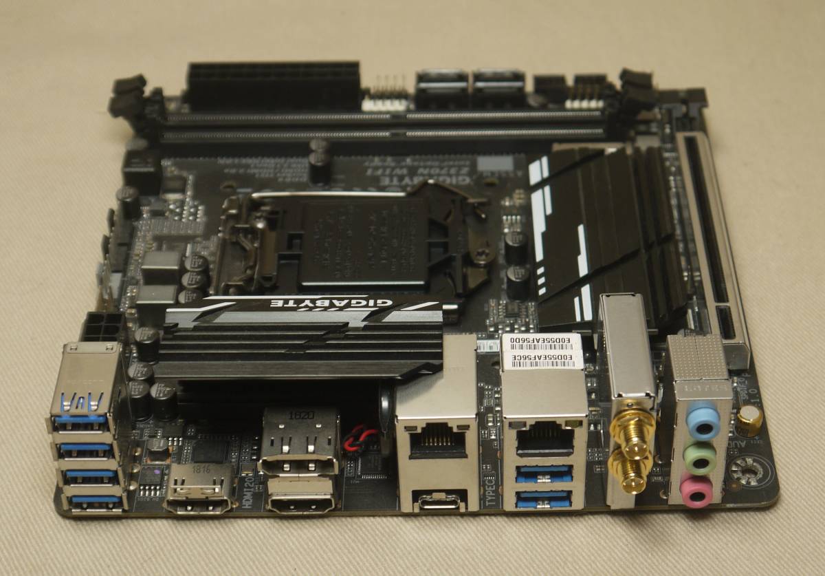 GIGABYTE Z370N-WIFI LGA1151 Mini-ITX Z370N WIFI Gigabyte Intel for