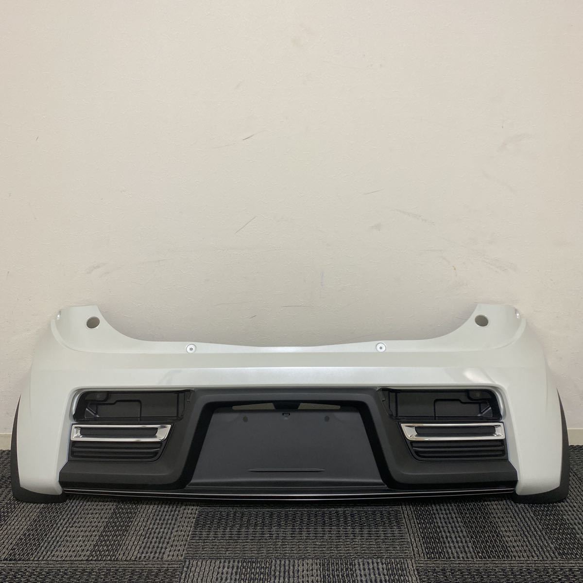 超美品 スズキ HA36S アルトワークス 純正 リアバンパー ZVR ピュア