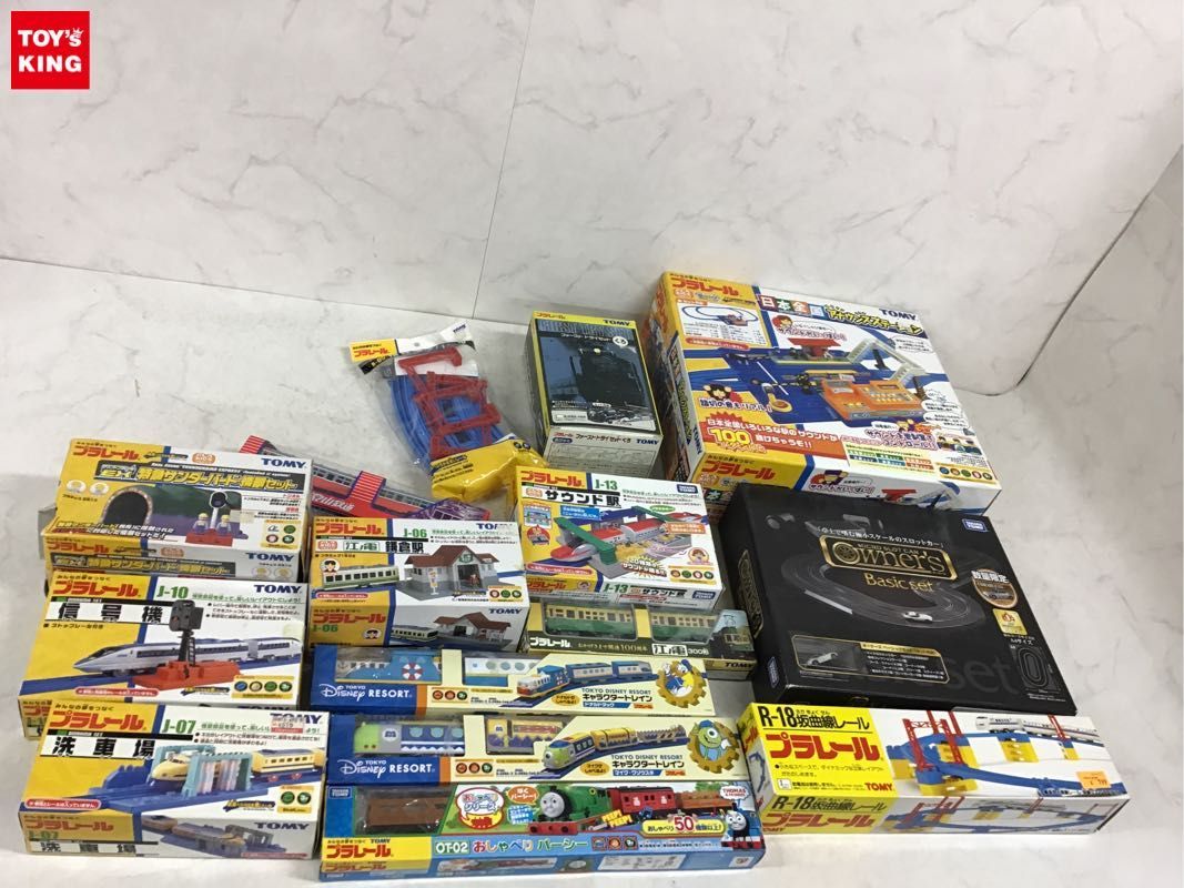 8708.79】 1円スタート タカラトミー マイクロ スロットカー