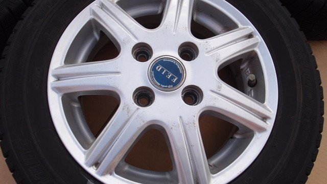 スバル | 適合車種:スバル R2（スタッドレスタイヤ・ホイールセット｜タイヤ R2(RC系)2013- WINTER ダンロップ MAXX 155&frasl;65R13 ☆スバル 純正アルミホイール スバル純正ホイール MINILITE ミニライト 公式通販 パレットで使用