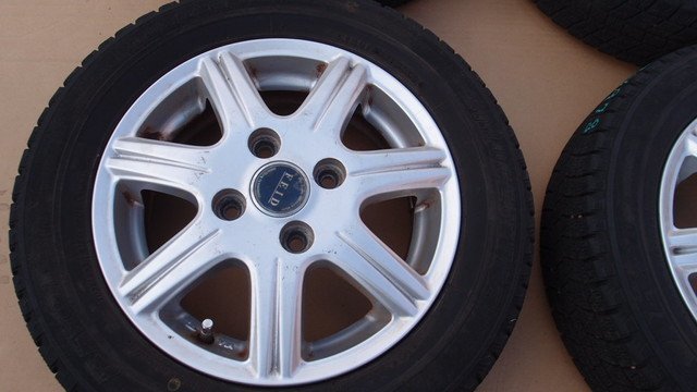スバル | 適合車種:スバル R2（スタッドレスタイヤ・ホイールセット｜タイヤ R2(RC系)2013- WINTER ダンロップ MAXX 155&frasl;65R13 ☆スバル 純正アルミホイール スバル純正ホイール MINILITE ミニライト 公式通販 パレットで使用