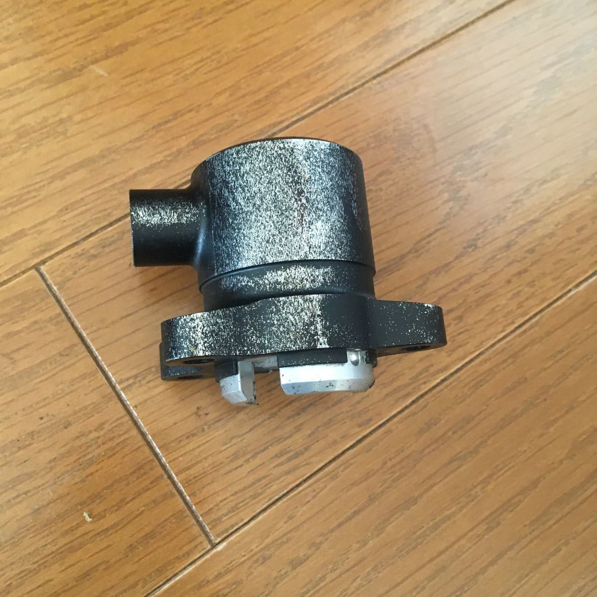 AELLAクラッチレリーズシリンダーφ２８中古 AELLA アエラ クラッチレリーズシリンダー クラッチ シャンパンゴールド パニガーレ