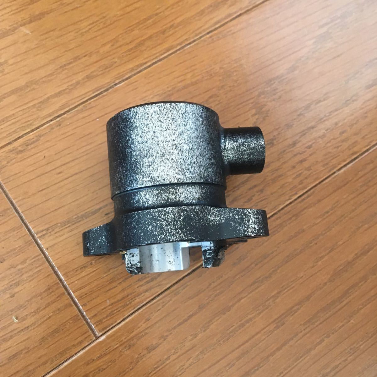AELLAクラッチレリーズシリンダーφ２８中古 AELLA アエラ クラッチレリーズシリンダー クラッチ シャンパンゴールド パニガーレ