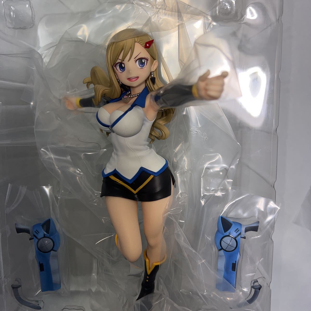 中古国内正規品】ARTFX J レベッカ・ブルーガーデン EDENS ZERO