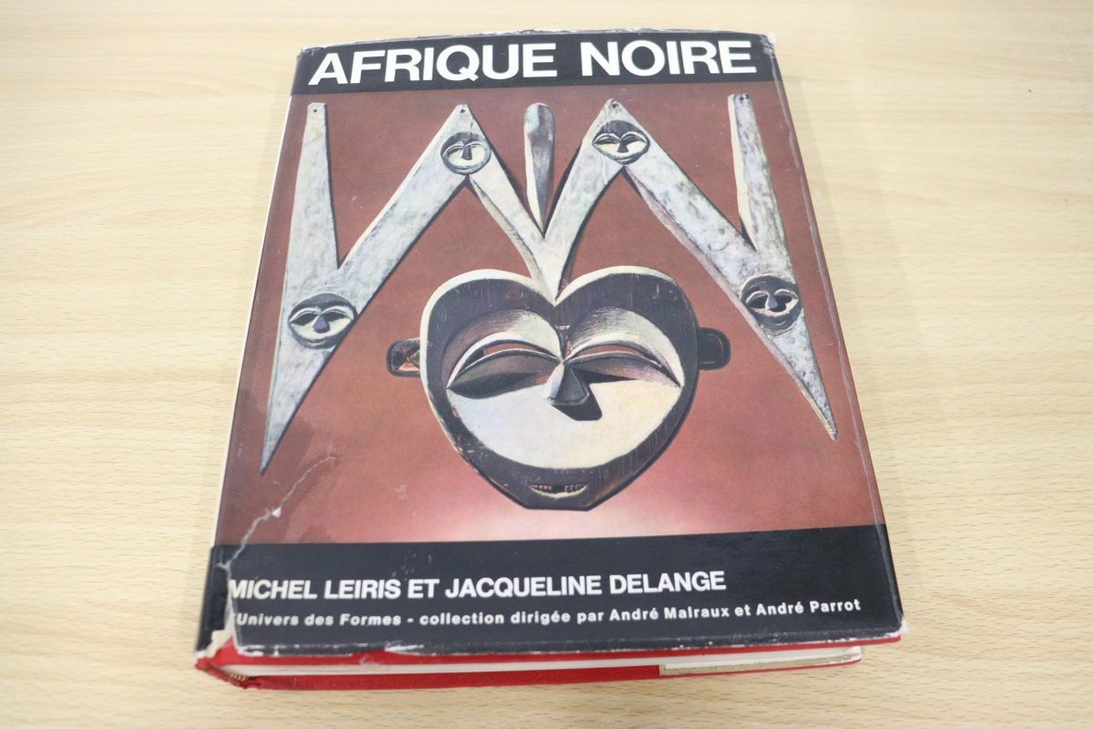 ▲01)AFRIQUE NOIRE/la creation plastique/M.Leiris/J.Delange/Gallimard/洋書/ブラックアフリカ/アフリカンアート/民族工芸