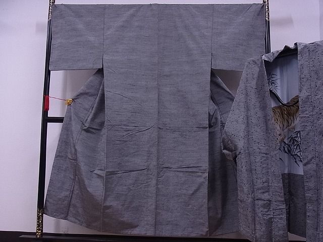 格安，限定SALE 着物屋こころ 男性 紬 アンサンブル むすび織 色無地 鈍色 髭紬 証紙付き 正絹 逸品 A-ck5833(一般)｜売買されたオークション情報、yahooの商品情報をアーカイブ公開 - オークファン 一般