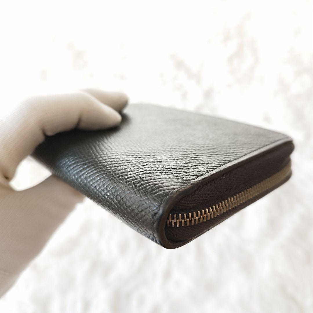 良品◆CELINE セリーヌ　コンパクト コインケース　ダークグレー 小銭入れ コインパース 灰色 カードケース コンパクト ラウンドファスナー セリーヌ CELINE コインケース CELINEセリーヌ コイン&frasl;カードケース 小銭入れ付き&frasl;コンパクトウォレット