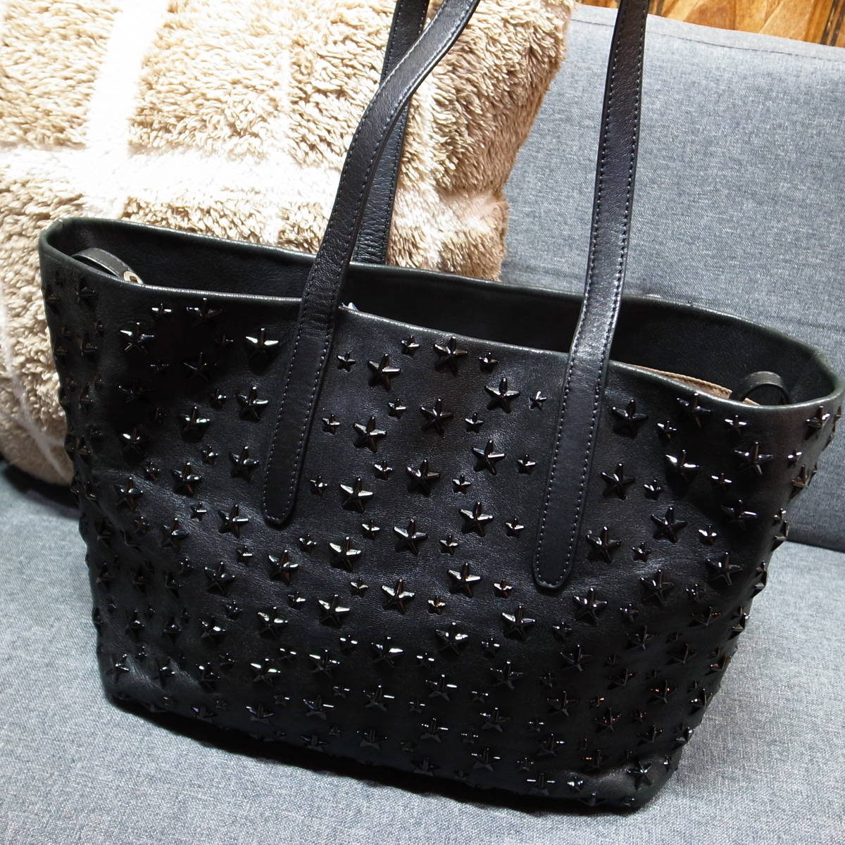 正規品☆ジミーチュウ　トートバッグ　ハンドバッグ　ソフィア　星スタッズ　バッグ