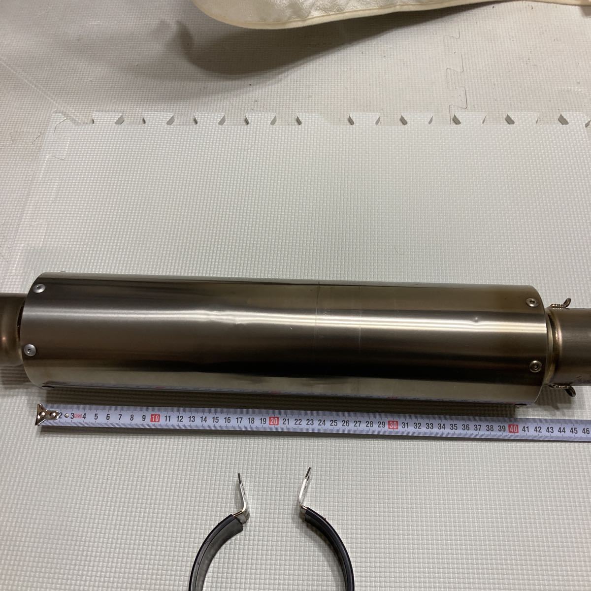 サイレンサー チタン 美品 汎用チタンサイレンサー 差込口60.5 