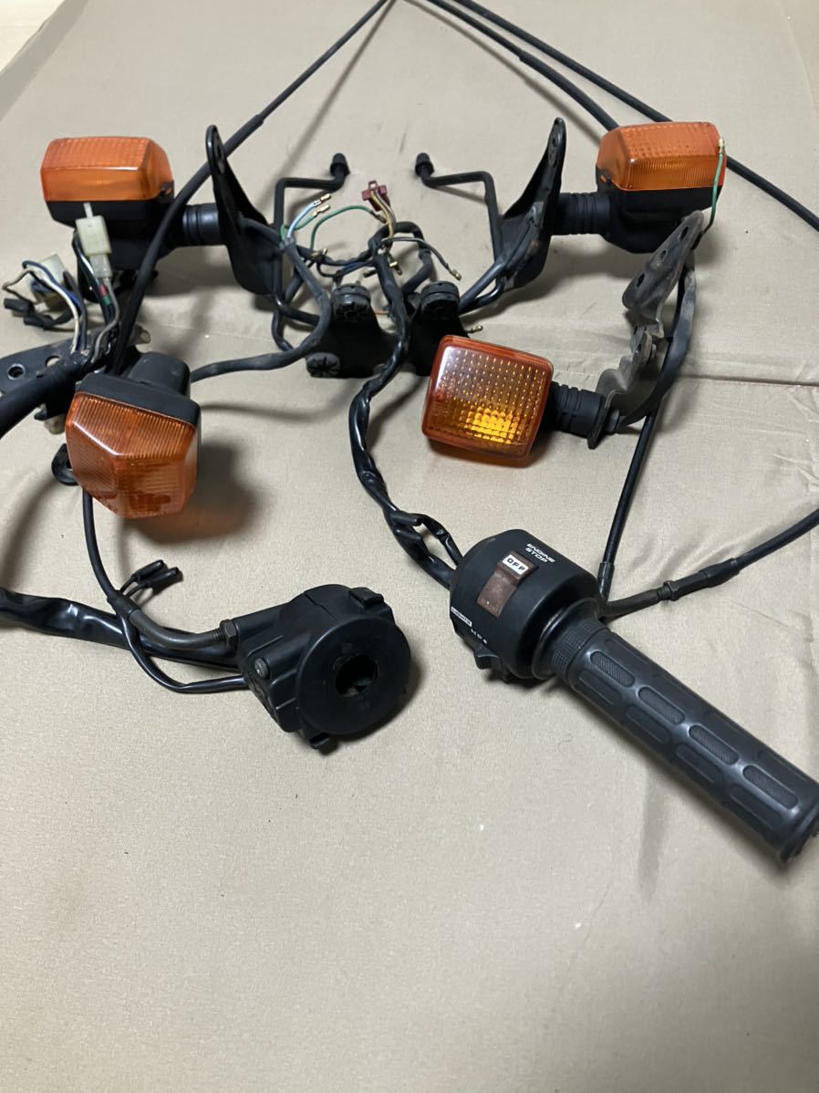 CB125T 実動車外し　前後ウィンカー　左右スイッチ、ワイヤー