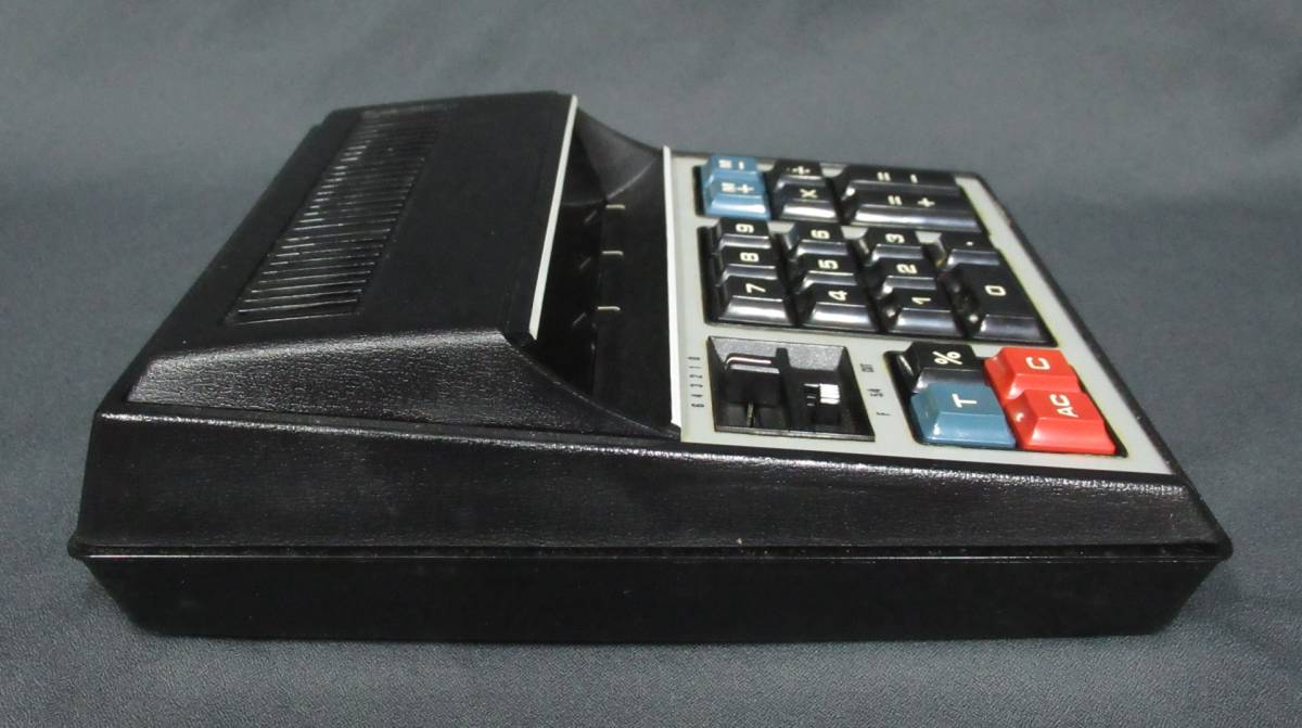 動作品『 Casio 121-L 』＊カシオ121-L 青色蛍光表示管電卓. 卓上 