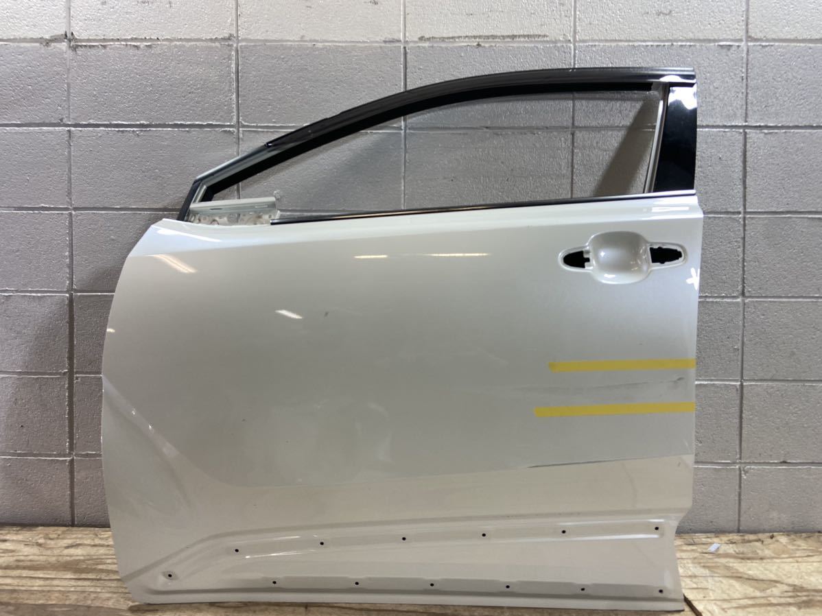 R41220 C-HR ZYX10 NGX50 純正 フロント ドア 左 パール 凹あり C-HR NGX50 ZYX10 ZYX10⁄ 日本  BF-111414