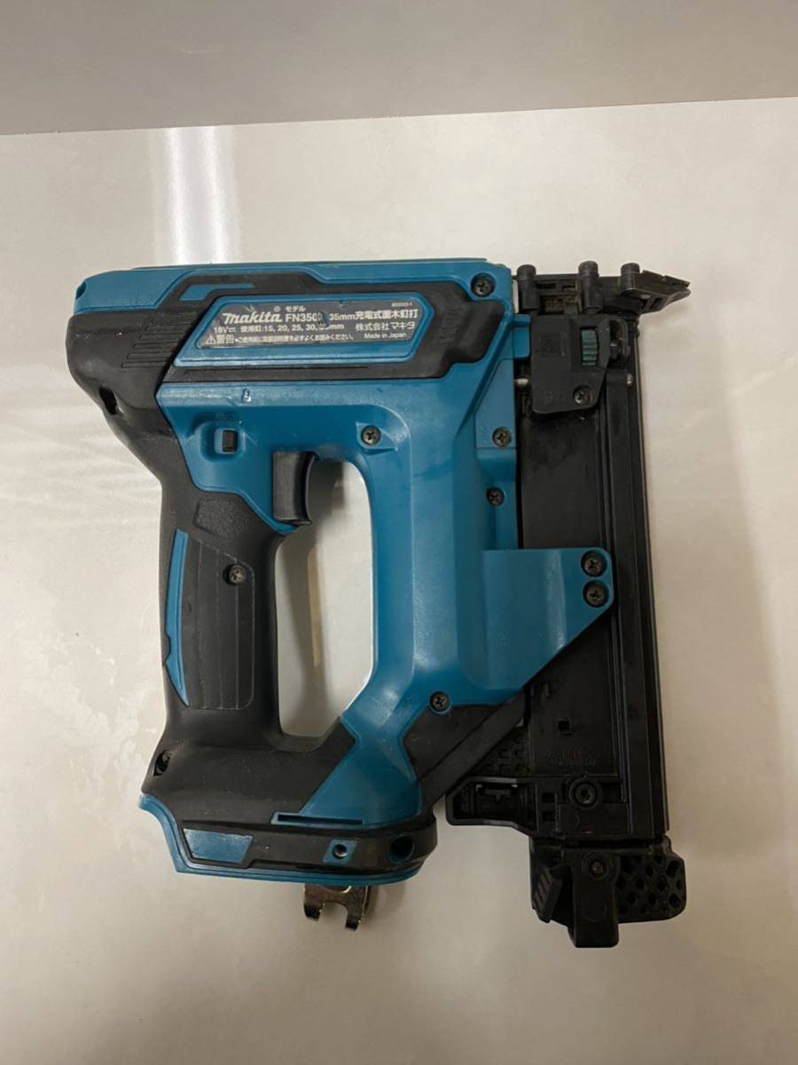 釘打機 マキタ 35mm充電式面木釘打 FN350DZK 18V バッテリー充電器 