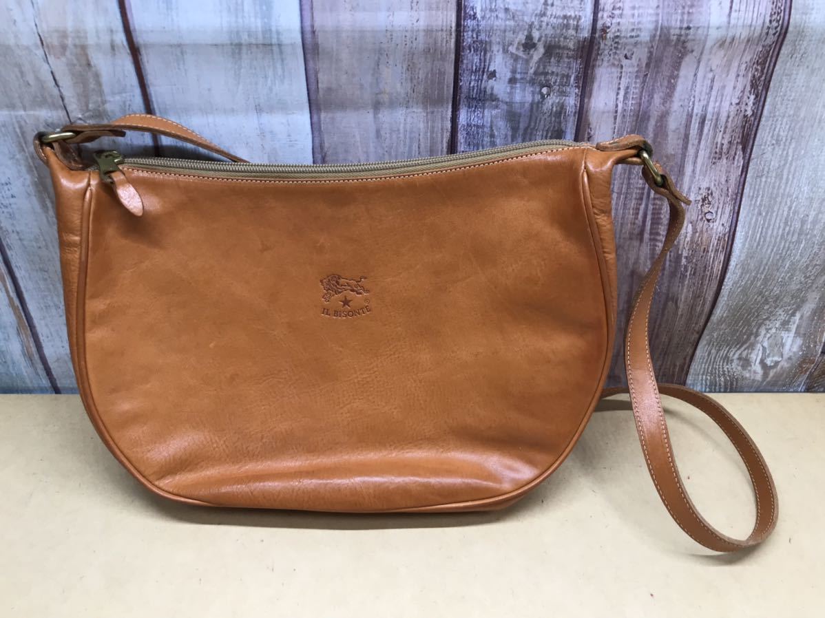 IL BISONTE レザーショルダーバッグ ブラウン （イルビゾンテ） バッグ