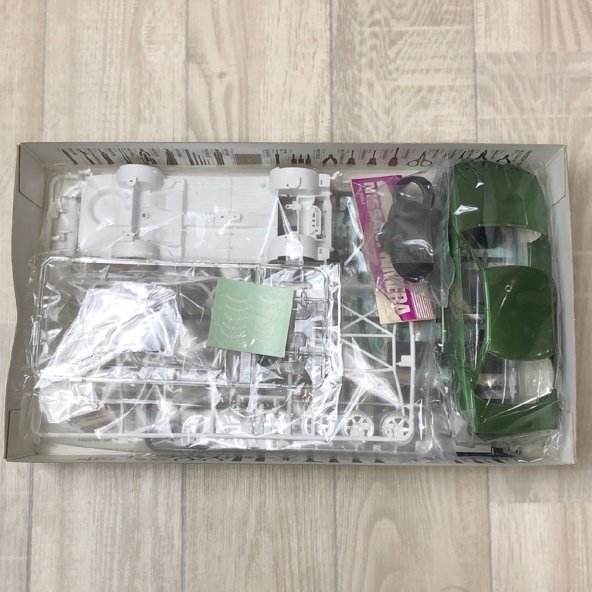 タミヤ 1⁄24 Castrol 0 カルソニック＆カストロール 中子 未使用