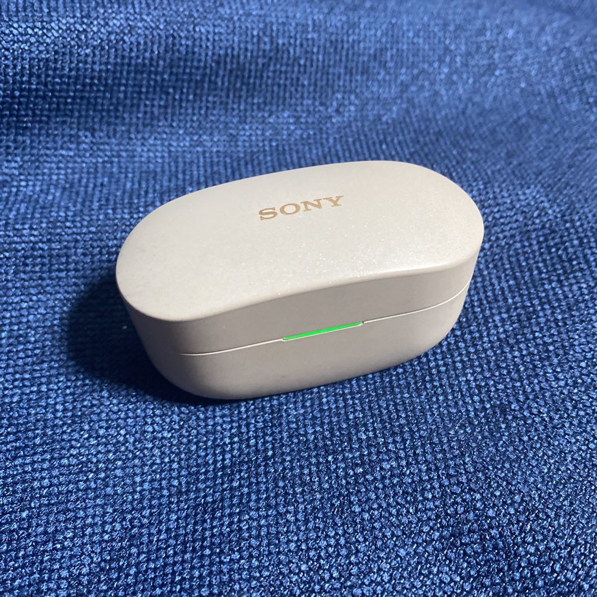【美品/格安/送料無料/純正品/動作OK】SONY WF-1000xm4 (充電ケースのみ)◎ノイズキャンセリング ワイヤレス